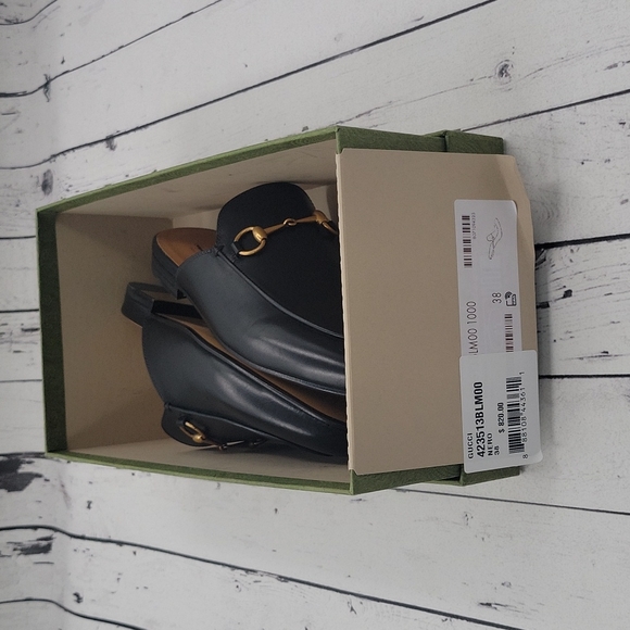 Gucci Princetown Leather Slipper - Picture 11 of 14